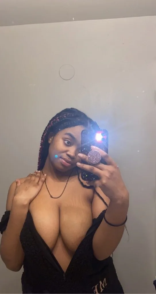 Available Now Tight Horny PussyIncall,Outcall and Car datevideo Sell serviceHotel Fun 24/7 - Photo 6 | Escort in Tampa
