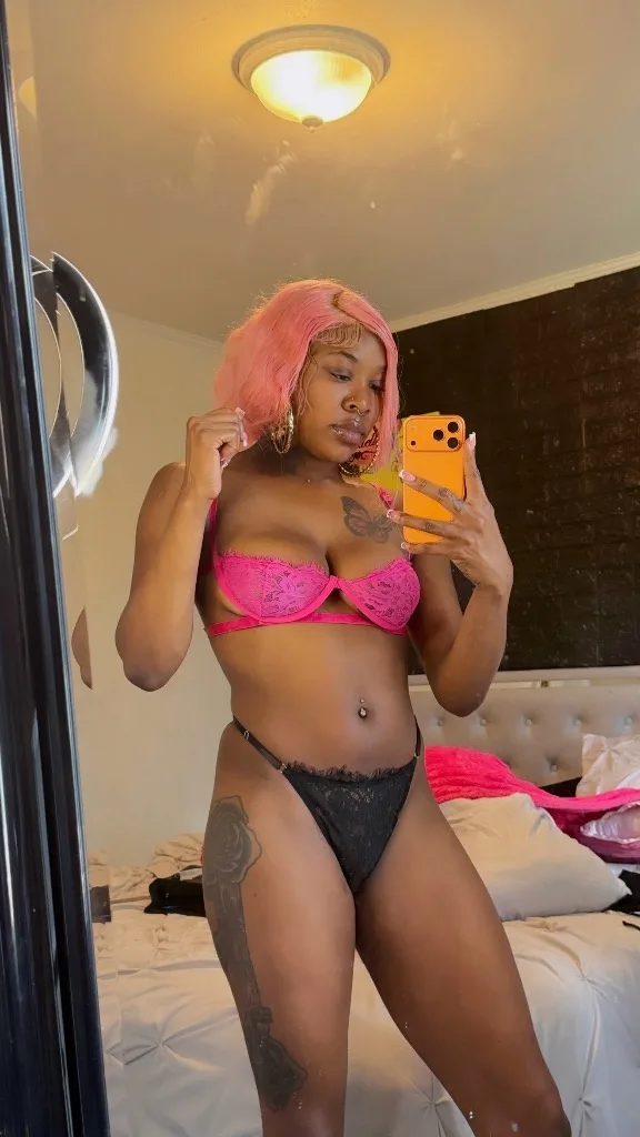 THE BADDEST Ms.Pretty Im Available in San Francisco forOutcall and Car fun Just a pretty sexy baddie waiting to have fun! - Photo 3 | Escort in Bay Area