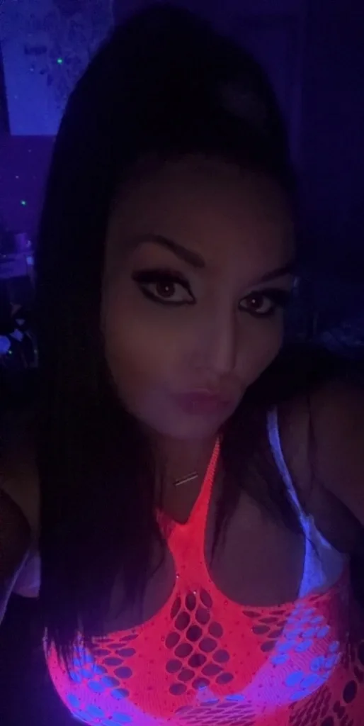 HAPPY TUESDAY🩷🩷AVAILABLE NOW🩷🩷 - Photo 6 | Escort in East Tucson