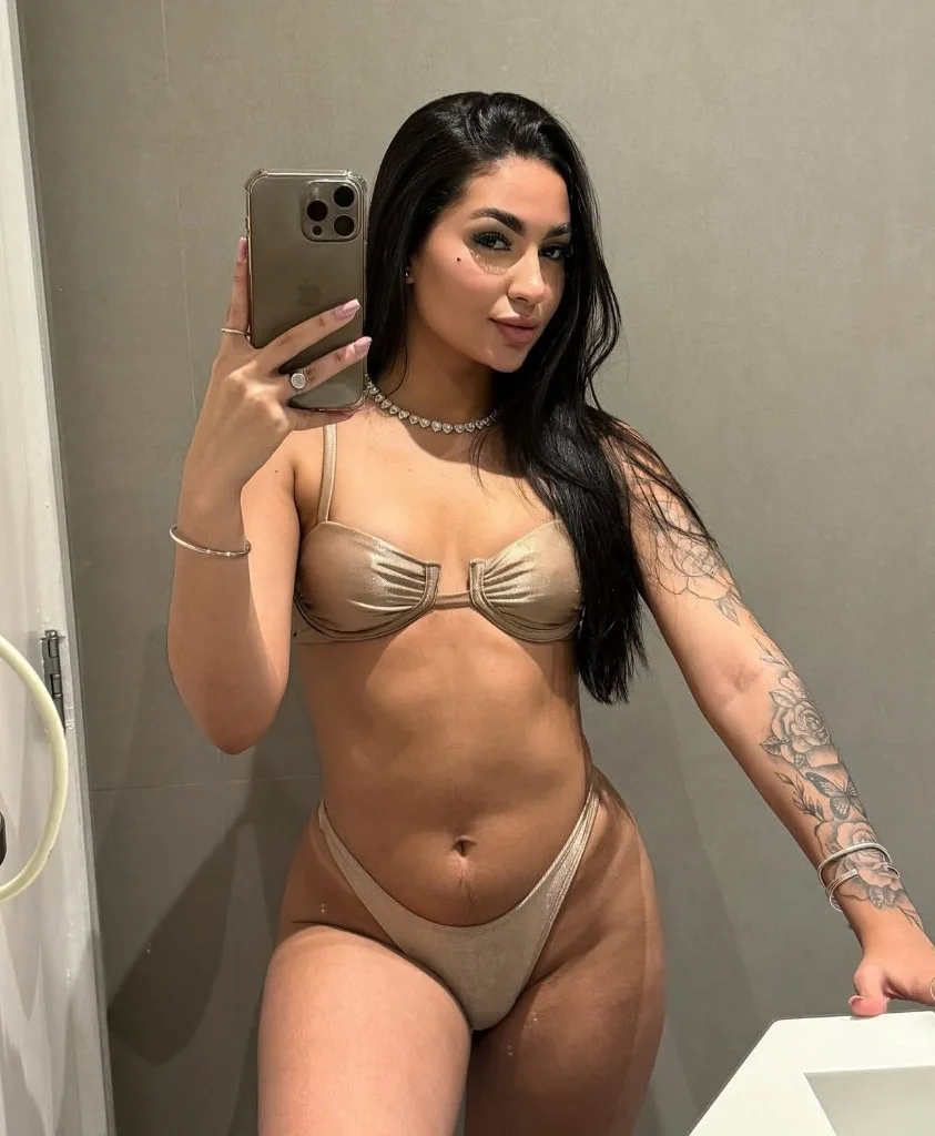 Hi, my name is Karen. I'm new to the site. I accept cash Available 24/7 Outcalls, Appointments and Car/hotel visits. With a great offer $$$ per hour 🫦 - Photo 2 | Escort in San Diego