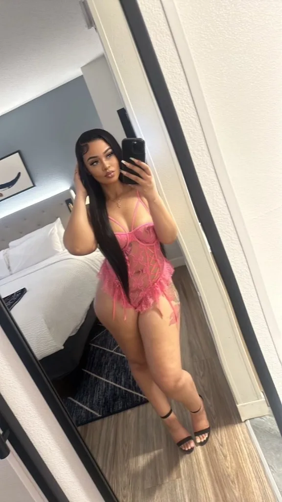 Luxury Companion Playful, Sensual & Never Rushed ( OUTCALL ONLY ) READ !! - Photo 3 | Escort in surrounding areas