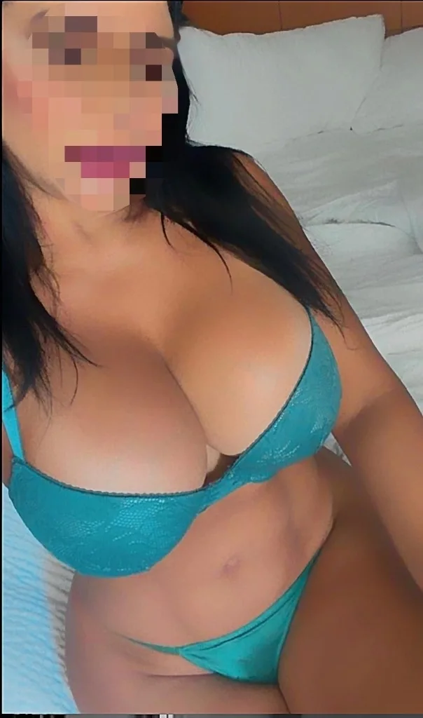 Curvy Colombian - Photo 3 | Escort in Dania beach Hollywood