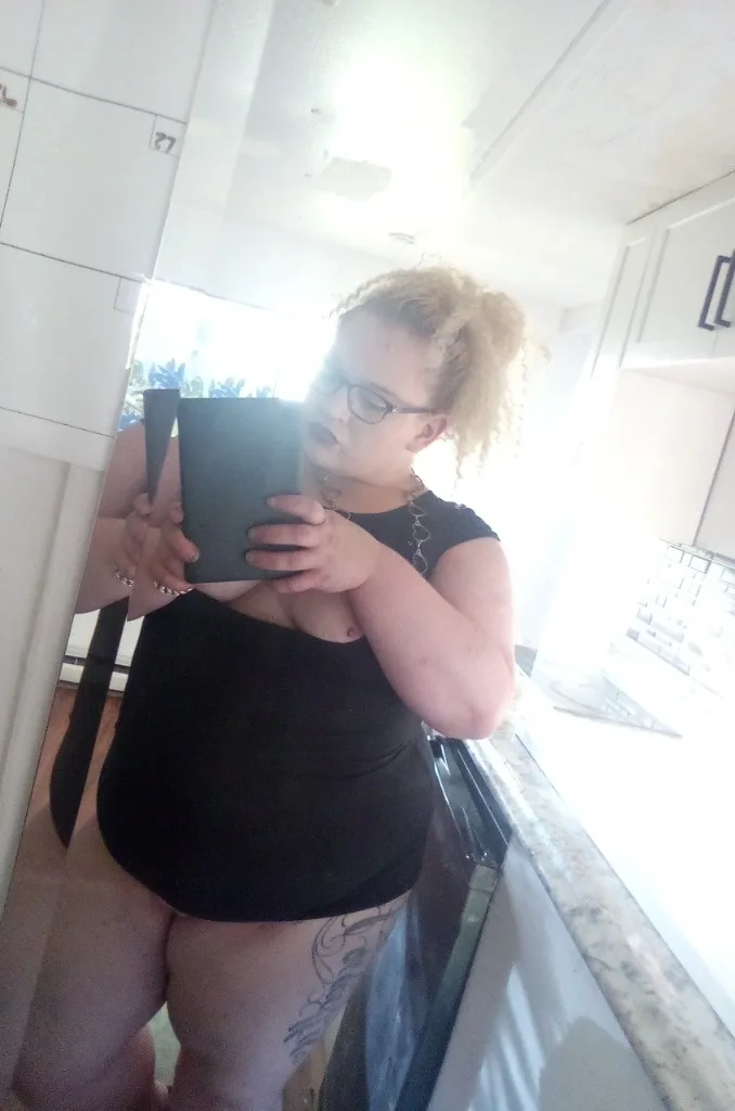NEW LOCATION!!! White Girl W/Pretty Pink Pussy That Is RIGHT &amp; TIGHT IN THE WETTEST SPOTS