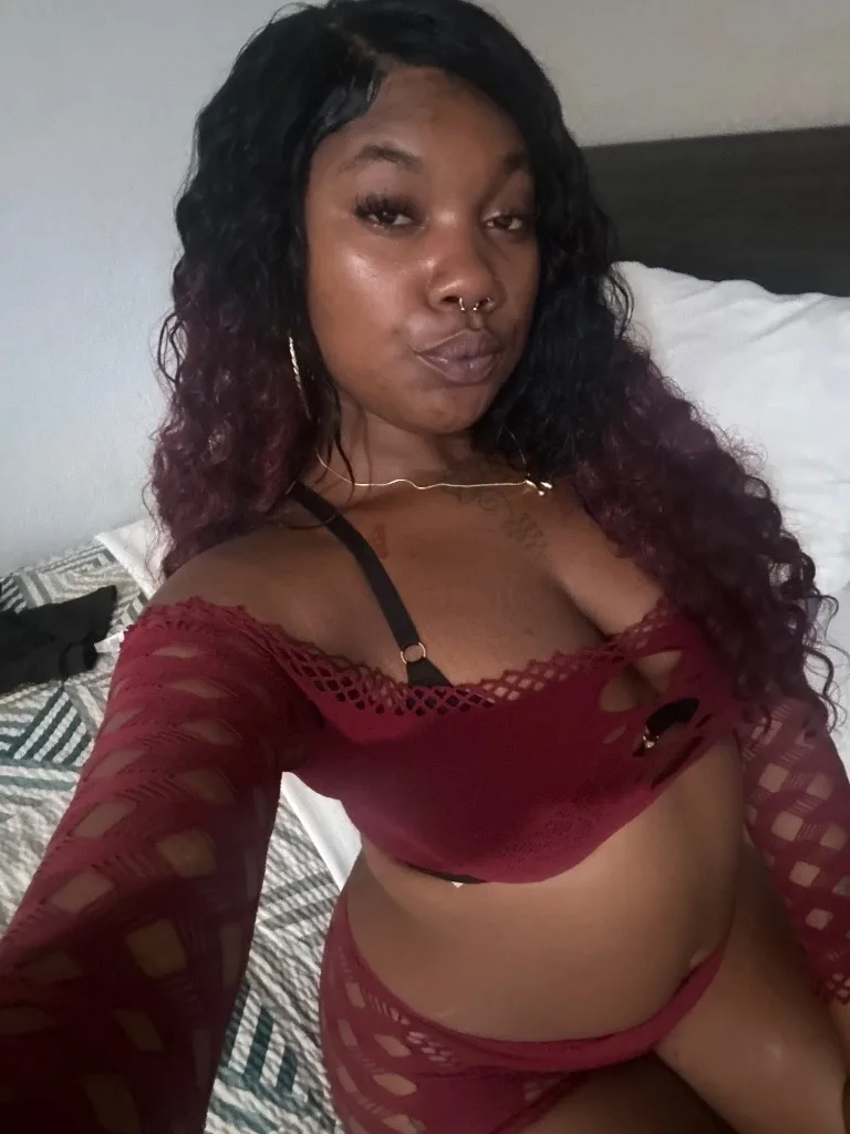 QV SPECIAL YOUR FAVORITE IS BACK DADDY AND COME PAY TO FUCK THIS THICK ASS EBONY 🫠🤎 where my piggies /fetish friendly where my EBONY OBSSESORS - Photo 4 | Escort in Oakland