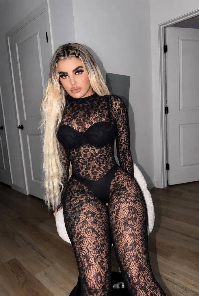 Brenda - Photo 3 | Escort in Miami