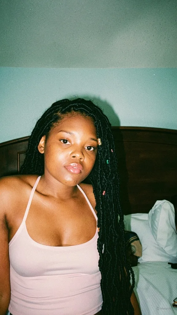 Half trouble, half sweetheart—good luck figuring out which is which - Photo 2 | Escort in Tampa