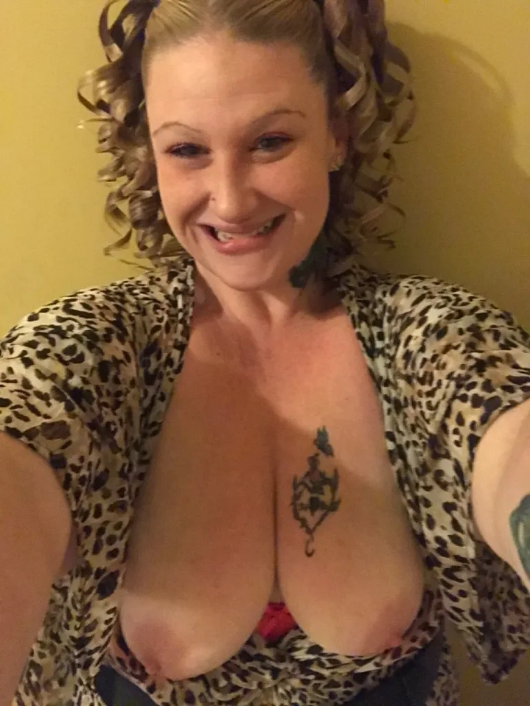 WILD WEDNESDAYS CALLS ONLY. Blow Job SPECAILS.... cum get your soul sucked out!! come get your soul sucked out BEFORE you spend all say with her with no blow job. bj covered $100 SPECIAL CONDOMS ARE R