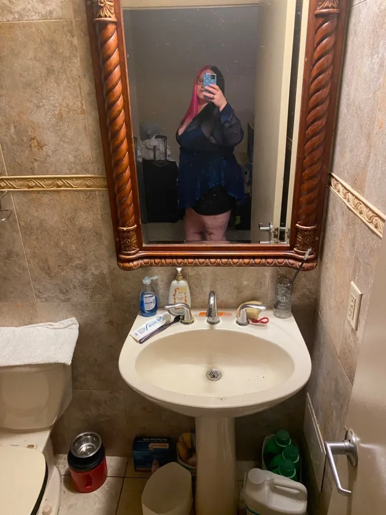WILD WEDNESDAYS CALLS ONLY. Blow Job SPECAILS.... cum get your soul sucked out!! come get your soul sucked out BEFORE you spend all say with her with no blow job. bj covered $100 SPECIAL CONDOMS ARE R - Photo 4 | Escort in Miami