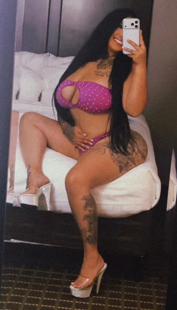 fun sized pretty & thick come see me bae im available now - Photo 2 | Escort in Hialeah - airport - Miami springs