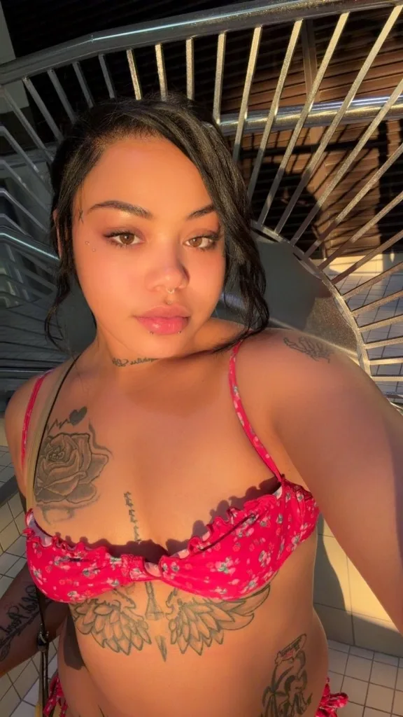 Malani Available now!!💋