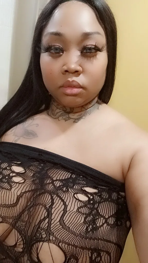 SPECIALS PLEASE READ BEFORE CONTACTING CONTACT WHEN READY2NUT SPECIALS AVAILABLE - Photo 2 | Escort in Westside Detroit