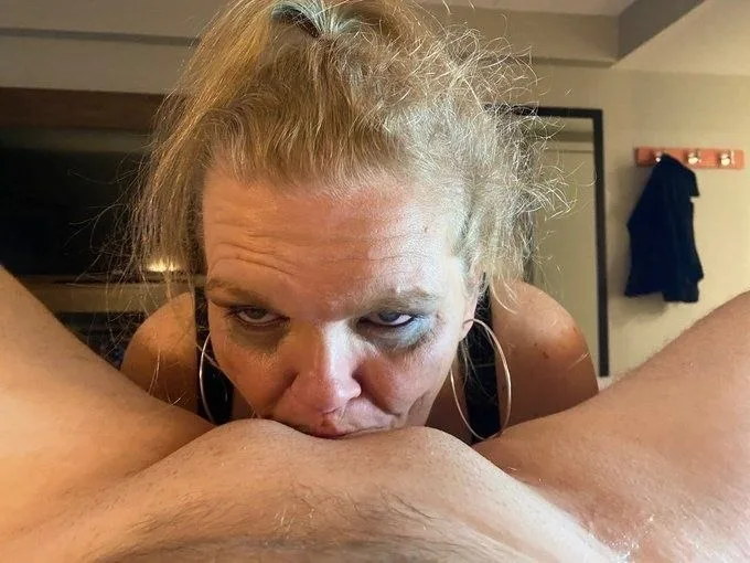44 Year Sexy Old Mom AvailableBBj Special Classy, Mature, Independent, 420 Friendly, Confident, Fun Fetish Friendly, No Limits, Incall / Outcall • 24/7 - Photo 6 | Escort in ✅Text my current number & whatsapp : 313 360 4 081