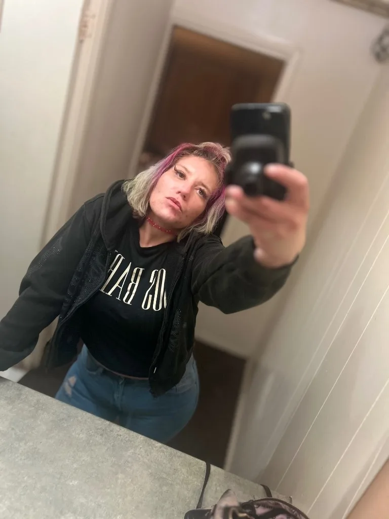 *ROLEPLAY SESSIONS* Come Teach Student or teacher KayRae ;)VISITING DETROIT PIT STOPS IN MGMCASINO,HOLLYWOOD, YIPSI COME LET KAY WORK ON YOU REGULAR SESSIONS 100 2 nut bbbj qvKK