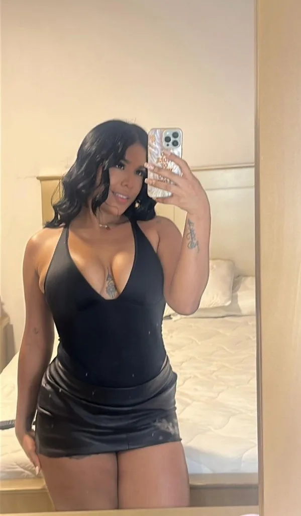 Latina Colombian mamasita, hottest one 24/7.