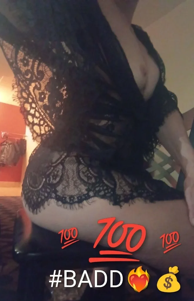 🤤 Touch my tonsils TUESDAY!!!! Dick suck n' fuck~Get you a Quickie "QV"for just $70! Super sexy, & freaky! Call or text now. LIMITED spots AVAILABLE....Top tier bad girl w/A1 throat skills - Photo 6 | Escort in Dearborn