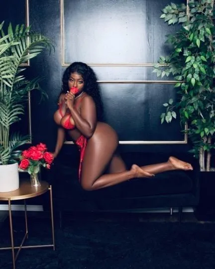 Chocolate Ebony Here!!! - Photo 3 | Escort in Incalls & Outcalls
