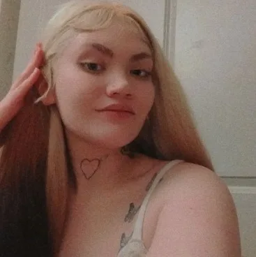 im lookin for a boytoy who just wants to play - Photo 1 | Escort in Battle Creek