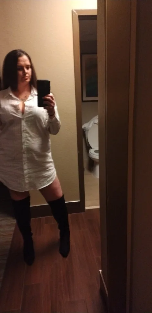 Mystery Meets Elegance with a Scorpio Queen - Photo 1 | Escort in Bay City