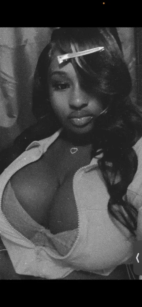 HEAD DOCTOR🫦 - Photo 8 | Escort in 7 Gratiot Area (East)