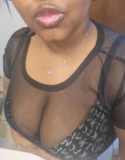 🤷YES I DO SWALLOW SO WHAT IM A SLUT 🤷 - Photo 4 | Escort in Garden city incalls