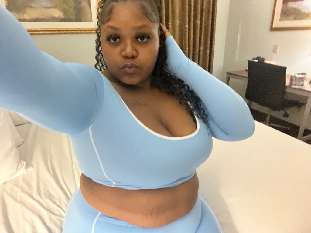 🆕 In Town Come Let Me Give You This Throat - Photo 2 | Escort in Livonia