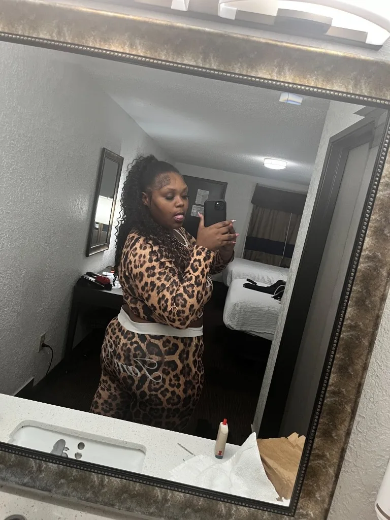 🆕 In Town Come Let Me Give You This Throat - Photo 6 | Escort in Livonia
