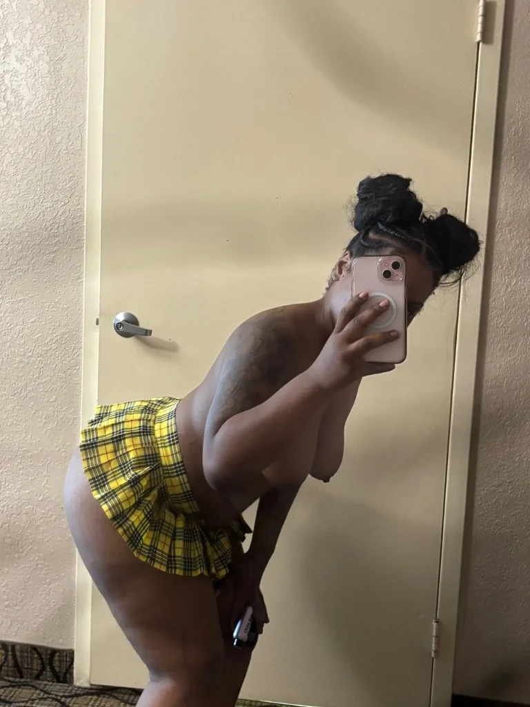 itz ćřmęľ catch my qv special incalls only 🤑🥰 read bio before booking 🫶 - Photo 3 | Escort in GranRiv & Telegraph