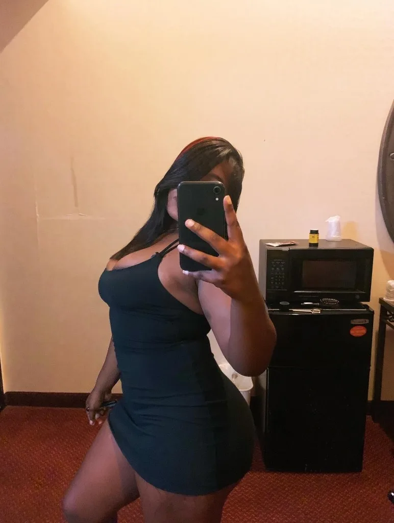 Can I Grip It(INCALLS ) READY NOW - Photo 11 | Escort in East -