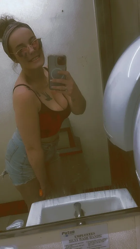 START UR DAY OFF RIGHT & Cum See The Sweetest Girl! xxo - Photo 10 | Escort in Flint
