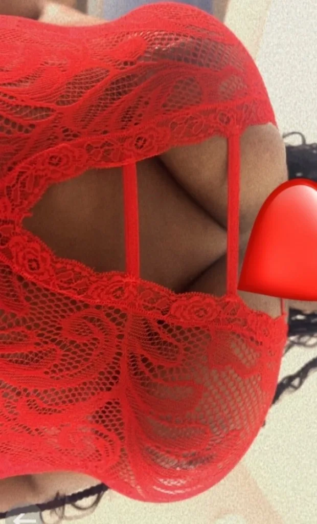 Big Titty Thick Wet Squirter - Photo 4 | Escort in Eastttt