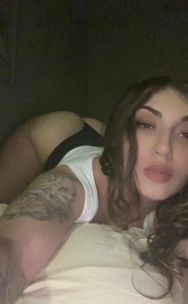 Blowjob queenAvailable now 24/7Incall/OutcallCar Fun - Photo 4 | Escort in Detroit