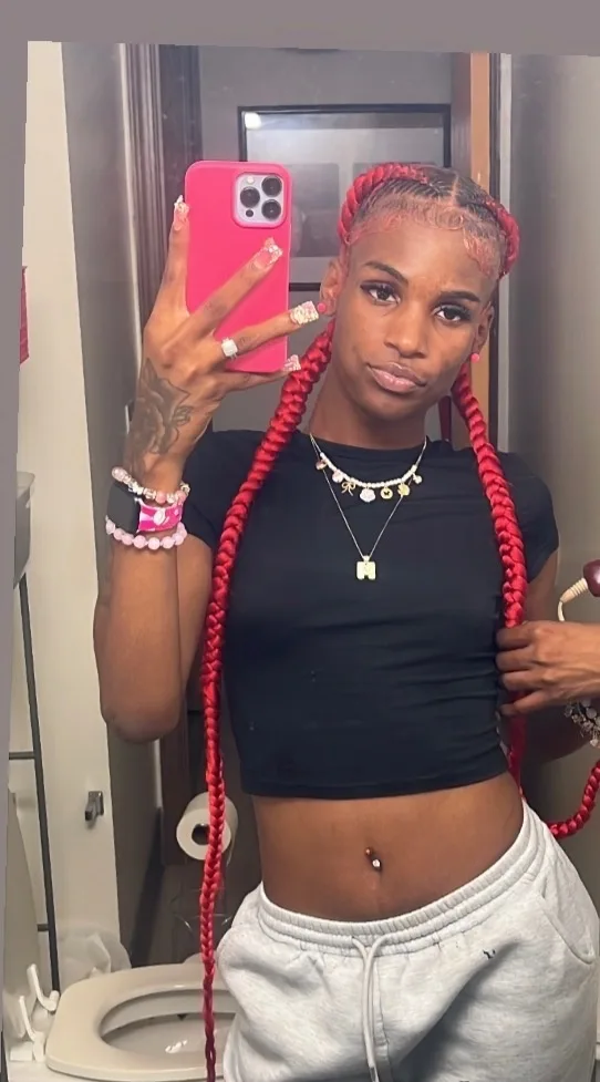 Hii Fellass its LilBaby yall favoritee headhunter also IAM TRANS , so if yourE looking for a passable ts to eat daddy dick up i'm available for outcalls only , East/west outcalls all night so imu im a - Photo 6 | Escort in Eastside