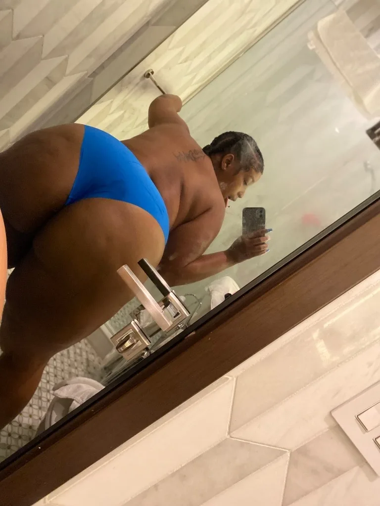 OUTCALL ONLY ‼MIST SEND A SMALL DEPOSIT - Photo 2 | Escort in DETROIT DEARBORN SOUTHFIELD