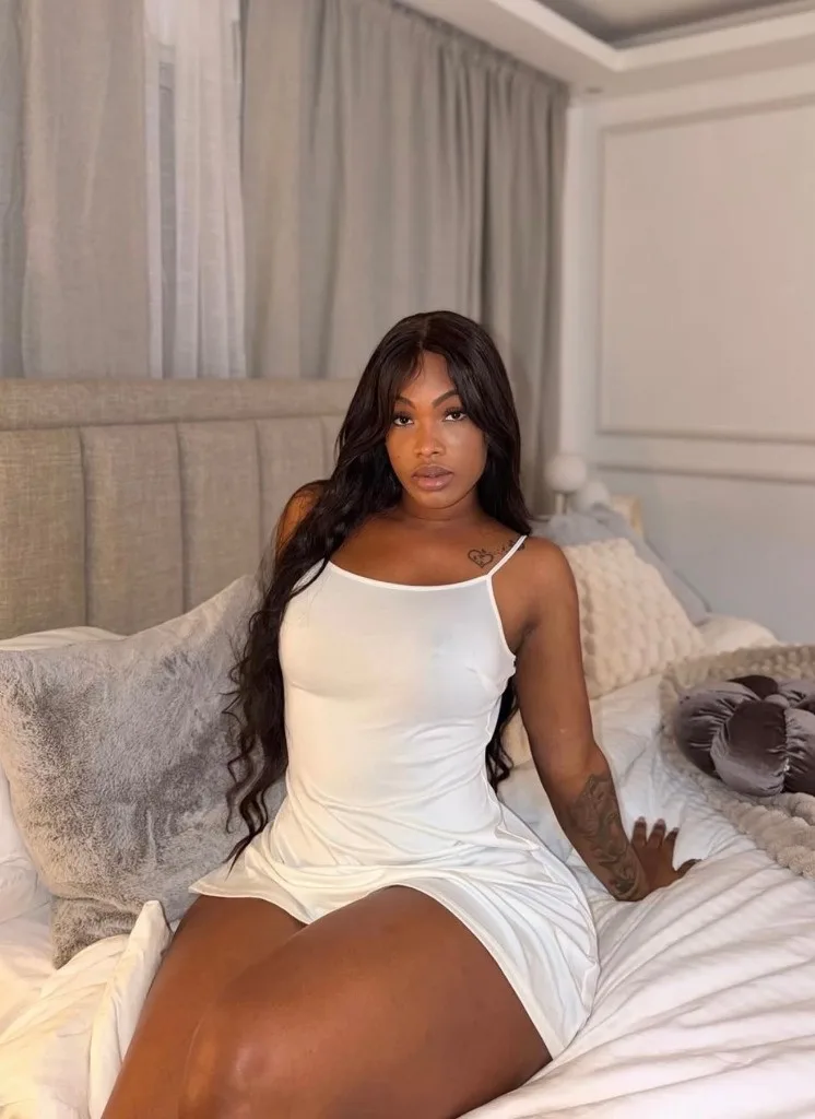 Warning: You might catch feelings after one look. - Photo 2 | Escort in Detroit