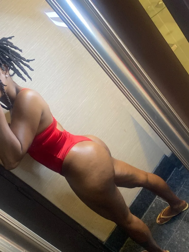 I Can Either Suck Or Fuck The Nut Out Of You... Your Choice - Photo 4 | Escort in Southfield