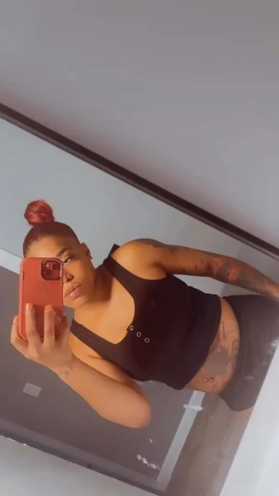 fine grown sexy red - Photo 5 | Escort in Warren mi