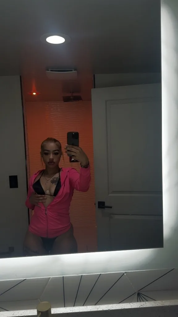 im availible for Incalls! im here for a few days! 6 Mile Area - Photo 2 | Escort in 6mile n Telegraph