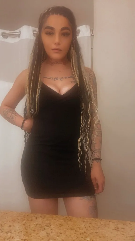 come catch a vibe with me available all day NO CATFISH ft verify ! IN/OUTT CALL - Photo 4 | Escort in Roseville