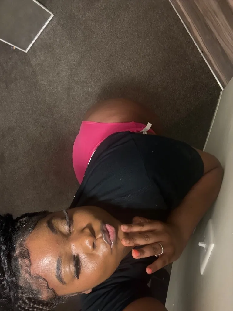 LETS GET FREAY - Photo 8 | Escort in 🤩Detroit Downtown 🤩