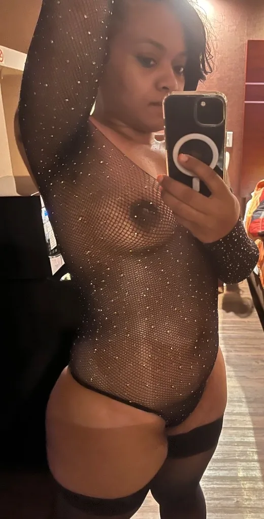 ask about my 2 pop special & outcalls also - Photo 4 | Escort in East 8 mile gratiot area
