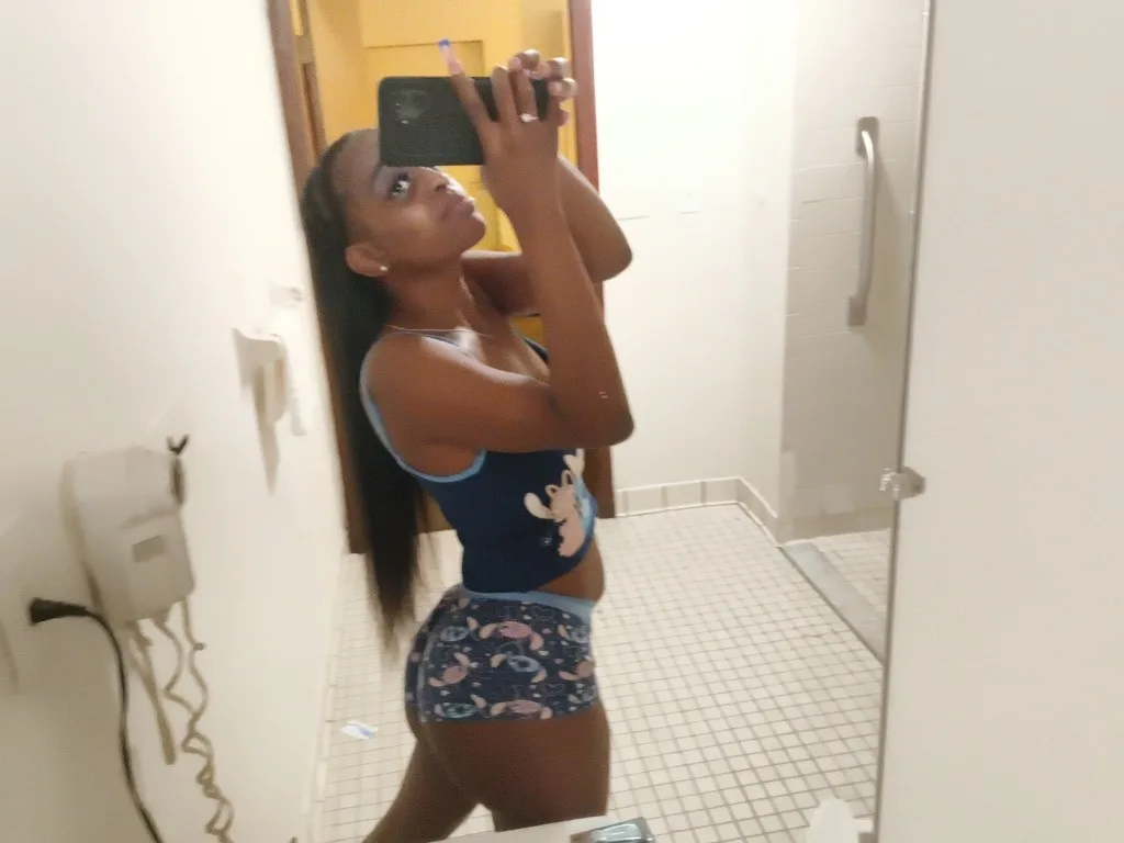 Available Now VIP VIBES Confirdent - Real TEXT OR CALL please text and call for faster reply Available Now - Photo 4 | Escort in 696 dequindre area