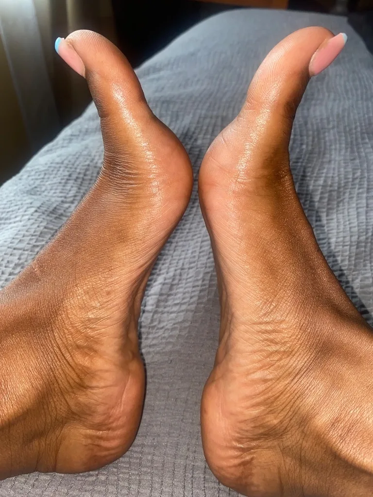 Wiggly Toes and Sexy Soles 🔥💦