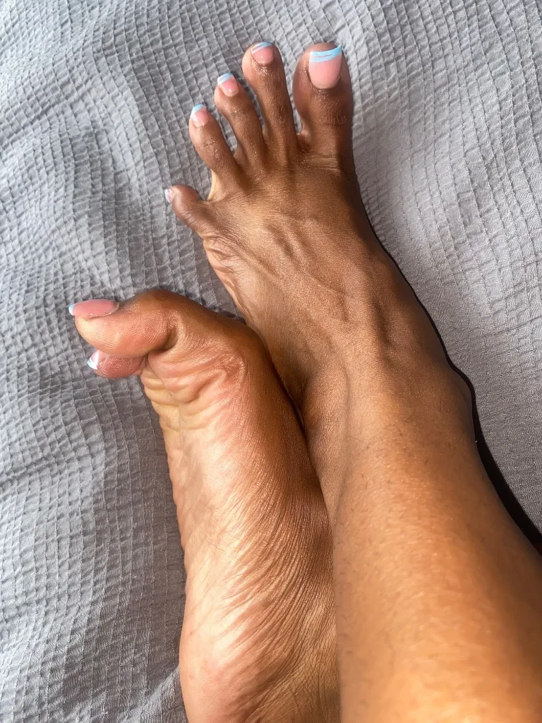 Wiggly Toes and Sexy Soles - Photo 2 | Escort in Southfield