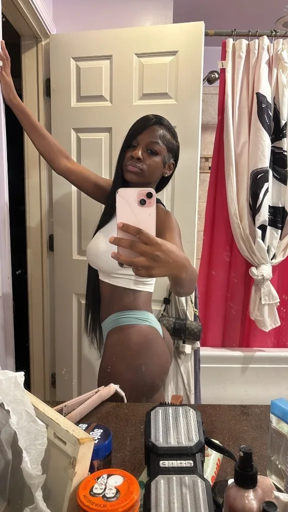 ms.amazing DONT TEXT ME IF YOU NOTMONEY READY) - Photo 3 | Escort in Redford