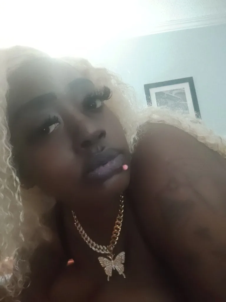 Definition Of A Good-Fuckin' Time With The Best Dick Sucker Right In EASTPOINTE - Photo 7 | Escort in 8 N KELLY CARDATES PULL UP ( EASTPOINTE)