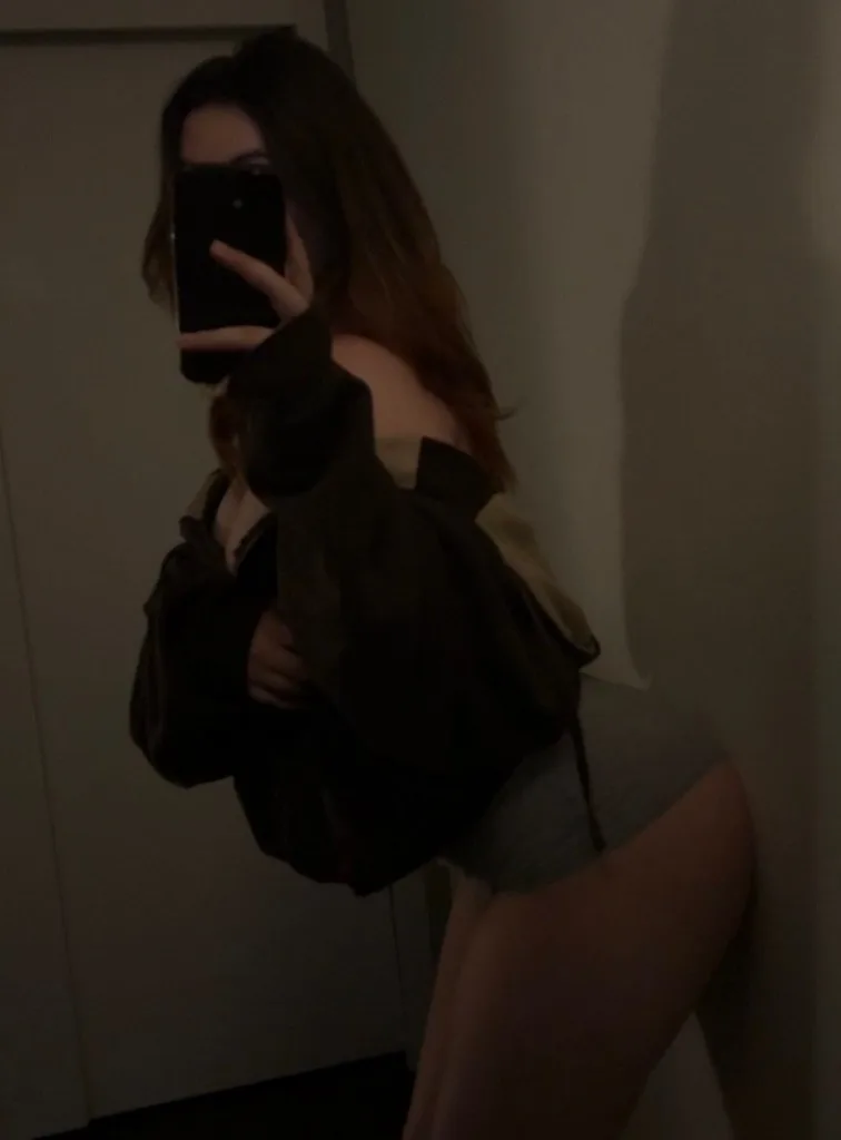 Available rnPretty wet n Tight Latina⭐⭐⭐⭐ - Photo 3 | Escort in Detroit n surrounding area