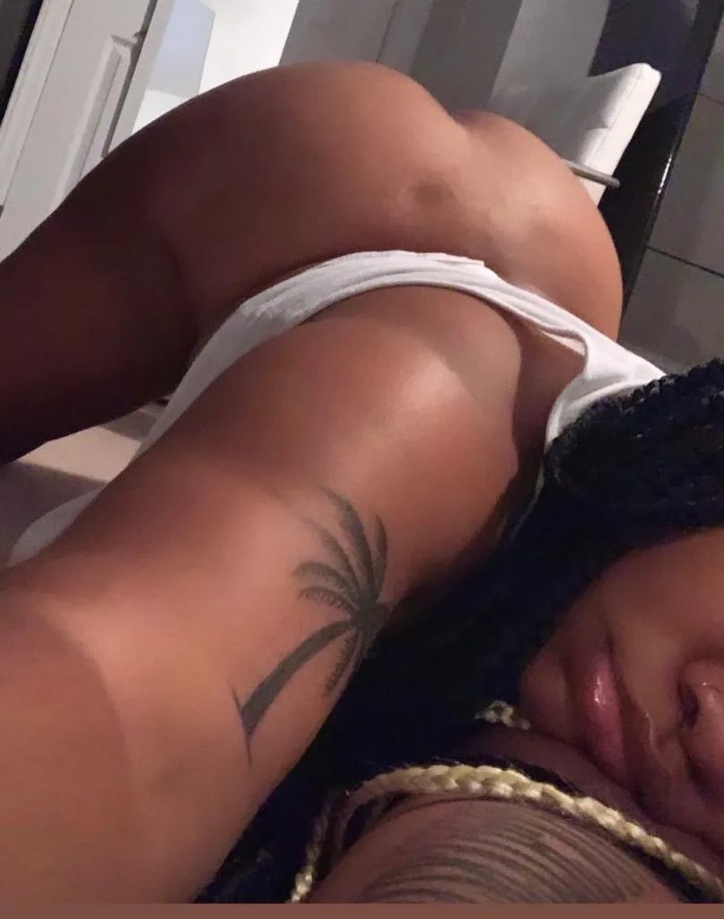 ⚠💦 SLIPPERY WHEN WET💦⚠