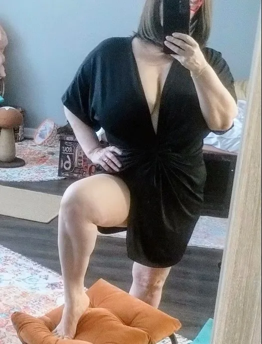 I REQUIRE $40 DEPOSIT MUST FOR CONFIRMATION Full service Available here ✨Romantic touch, kissesand relaxed intimacy 🙈Nuru massage, shower together, foot fetish and prostate massage GFE connection yo