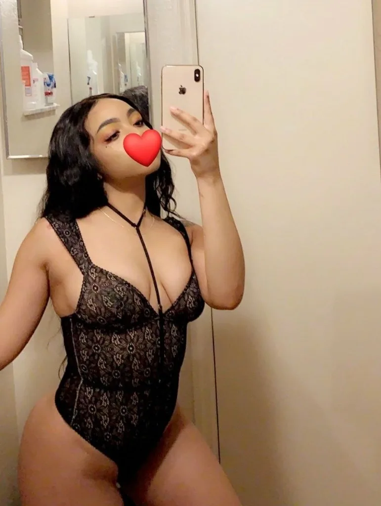Hot Sexy Queen Girl Content Sell and Ft Fun Incall/OutcallCarfun available 24/7 - Photo 2 | Escort in ✅Join WhatsApp👉 (786) 4 67- 6306