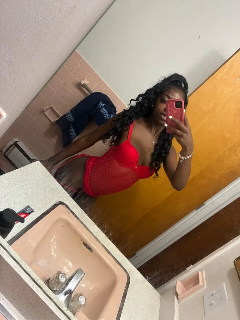 COME GET A TASTE - Photo 5 | Escort in Detroit